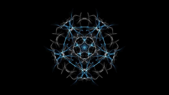 妈妈去世后，外婆家的亲戚集体不来，我还要跟他们交往吗？